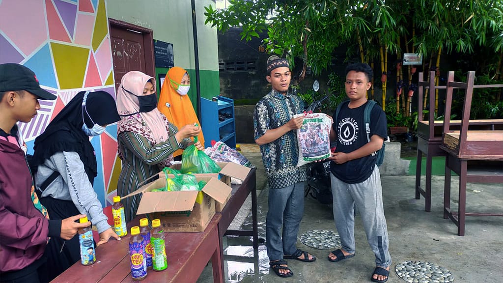 Nur Ihsan Peduli Anak Yatim 2 3 1024x576