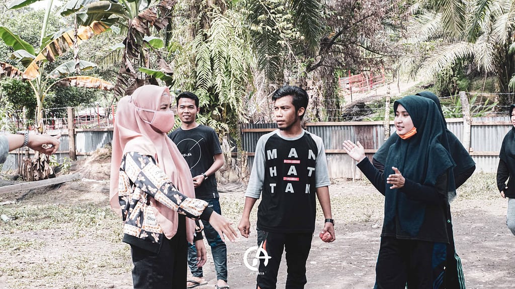 Kegiatan Outbond Guru Naga Timbul 4 1 1024x576