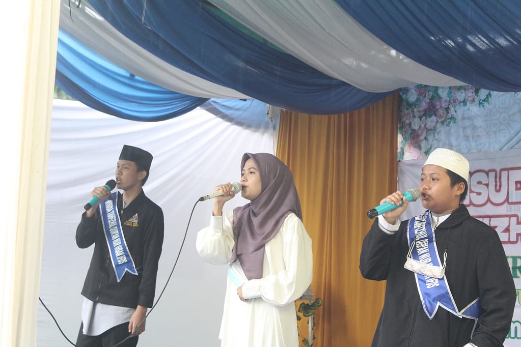 Wisuda Akbar Tahfizhul Qur'an ke-5 WhatsApp Image 2022 02 26 At 15.27.51 1024x682