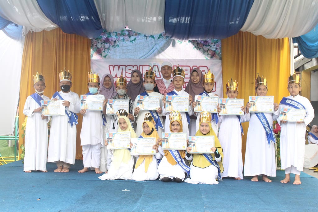 Wisuda Akbar Tahfizhul Qur'an ke-5 WhatsApp Image 2022 02 26 At 15.41.47 1024x682