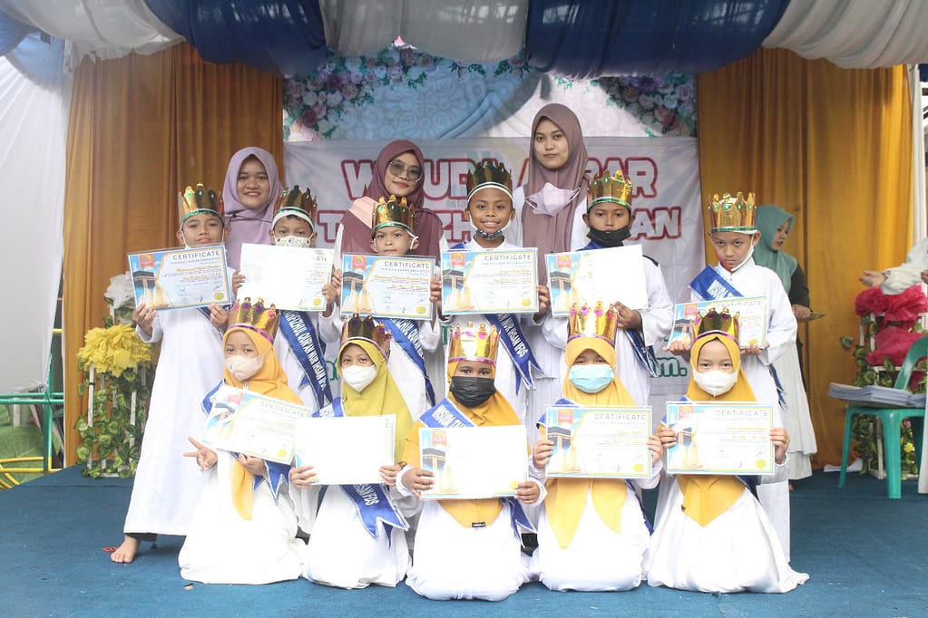 Wisuda Akbar Tahfizhul Qur'an ke-5 WhatsApp Image 2022 02 26 At 15.42.53 1024x682