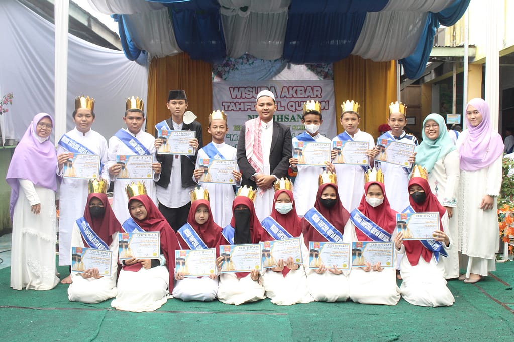 Wisuda Akbar Tahfizhul Qur'an ke-5 WhatsApp Image 2022 02 26 At 15.42.56 1024x682