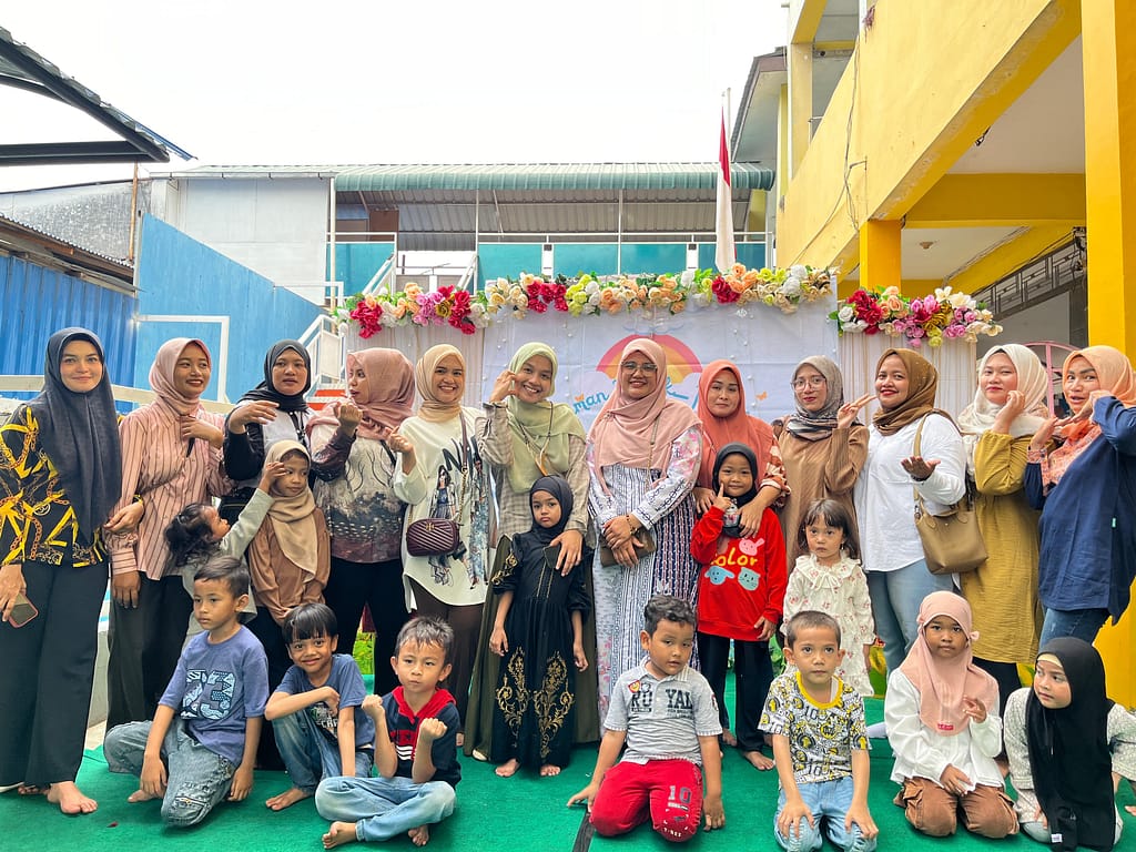 NUR IHSAN MELAKSANAKAN FAMILY GATHERING DENGAN WALI MURID TK WhatsApp Image 2025 06 15 At 13.23.13 99726950 1024x768