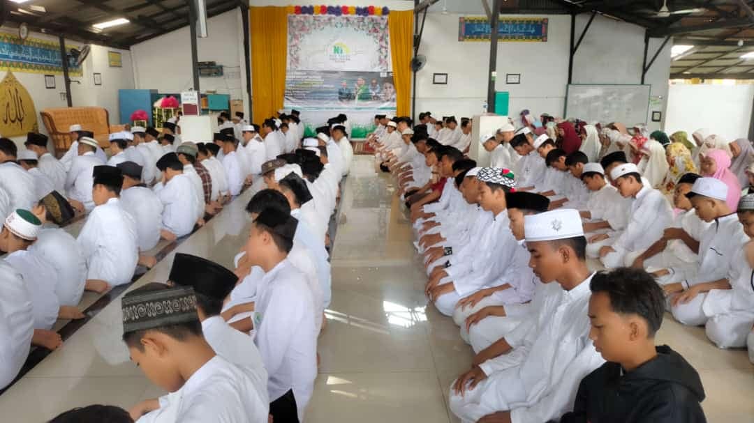 Safari Dakwah Shaykh Ammar Azmi Ar-Rafati Al-Jailani Al-Hasani from Palestine and Ustadz Fikri Habibullah Muharram Lc. WhatsApp Image 2022 02 09 At 13.04.03