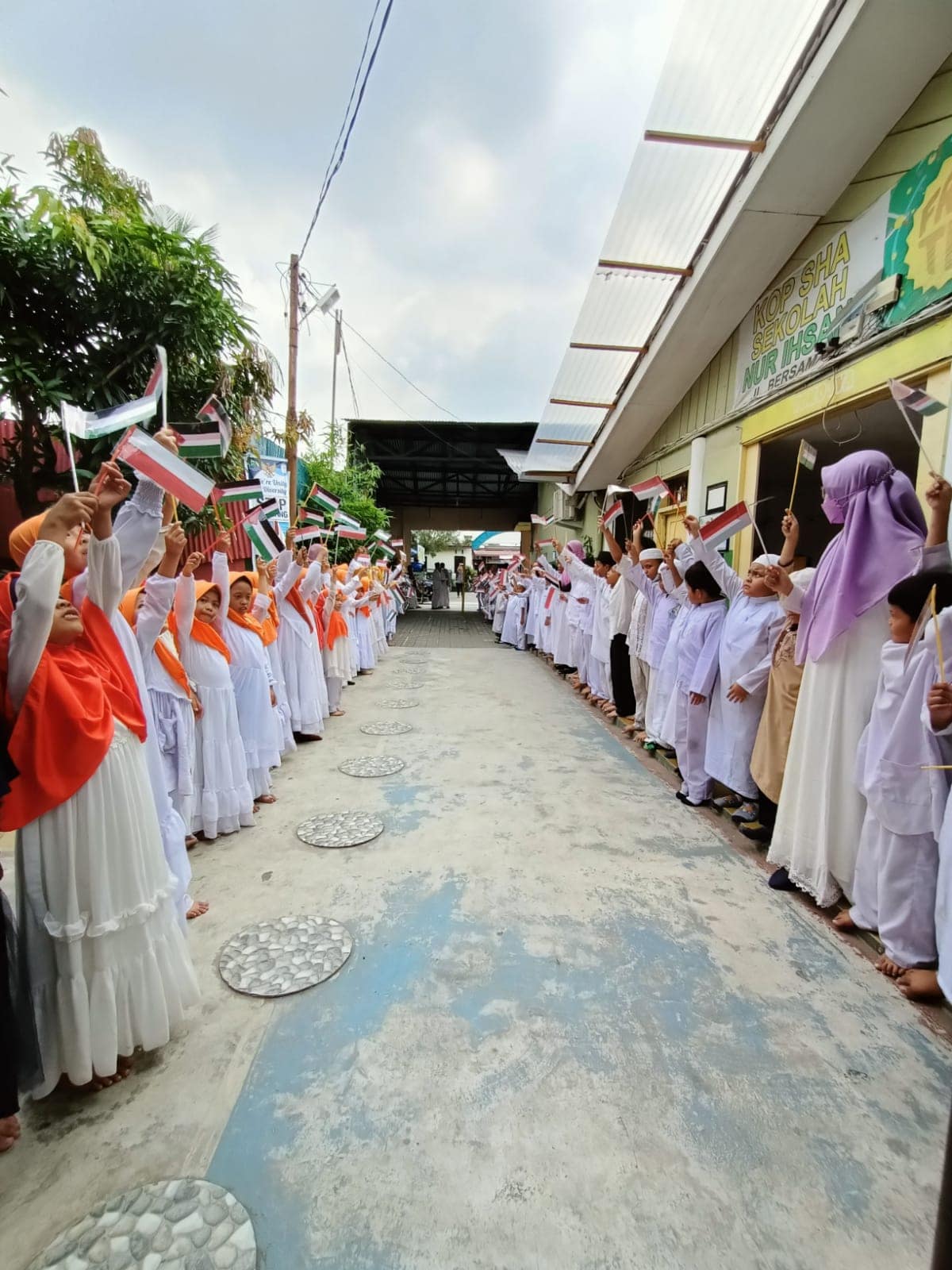 Safari Dakwah Shaykh Ammar Azmi Ar-Rafati Al-Jailani Al-Hasani from Palestine and Ustadz Fikri Habibullah Muharram Lc. WhatsApp Image 2022 02 09 At 15.17.48