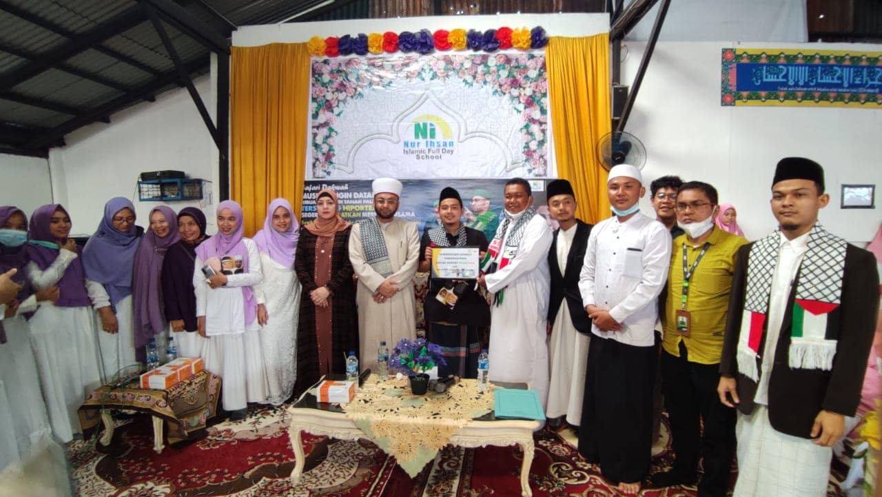 Safari Dakwah Shaykh Ammar Azmi Ar-Rafati Al-Jailani Al-Hasani from Palestine and Ustadz Fikri Habibullah Muharram Lc. WhatsApp Image 2022 02 09 At 16.05.49